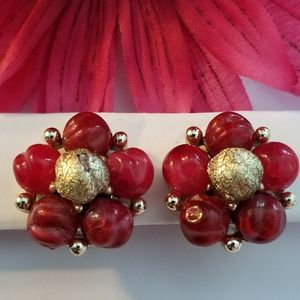 Vintage Lisner earrings bead cluster clip earrings red gold